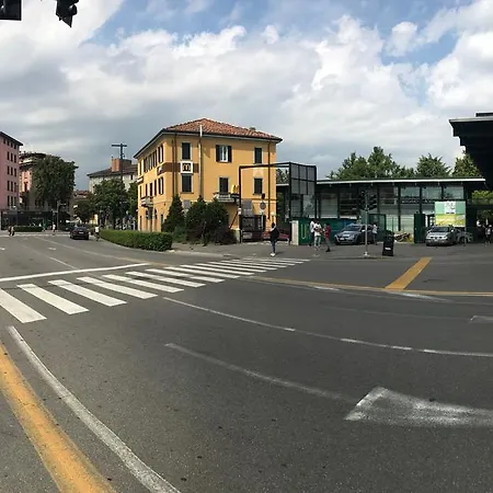 Train Station Airport 2* Bergamo