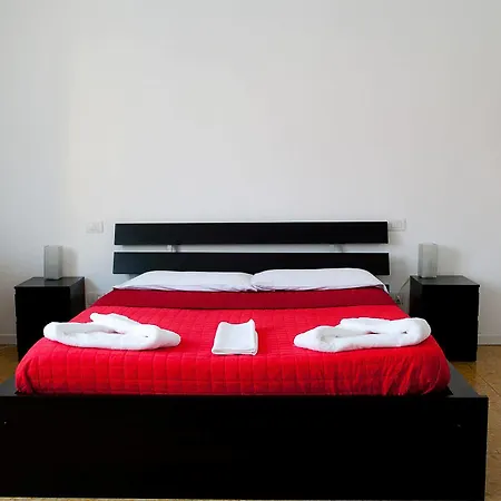 Train Station Airport Guest house Bergamo